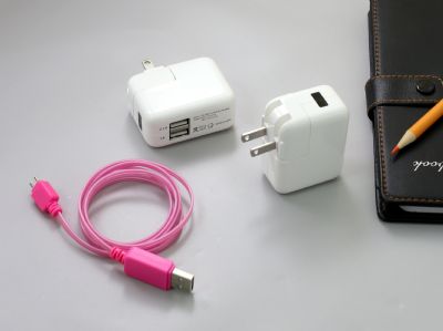 2A雙孔USB充電頭 AC插頭 