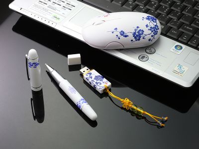  青花瓷三件組(滑鼠+筆+碟)